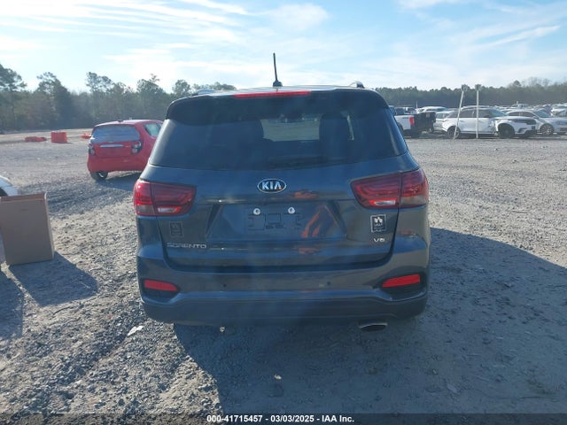 KIA Sorento 3.3l S 2019 5XYPG4A59KG604932 Image 16