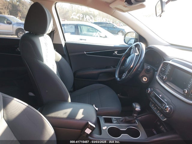 KIA Sorento 3.3l S 2019 5XYPG4A59KG604932 Image 5