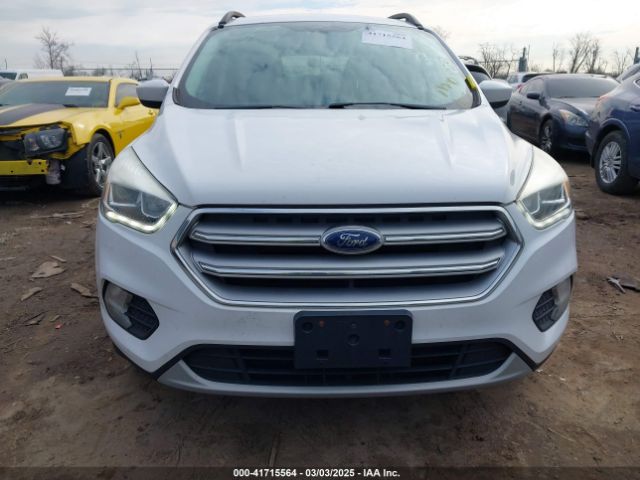 1FMCU0GD0HUA21974 Ford ESCAPE SE