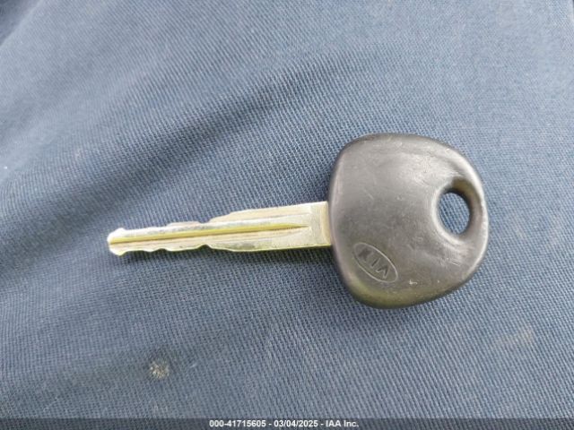 KNAFK4A60F5337758 KIA FORTE LX