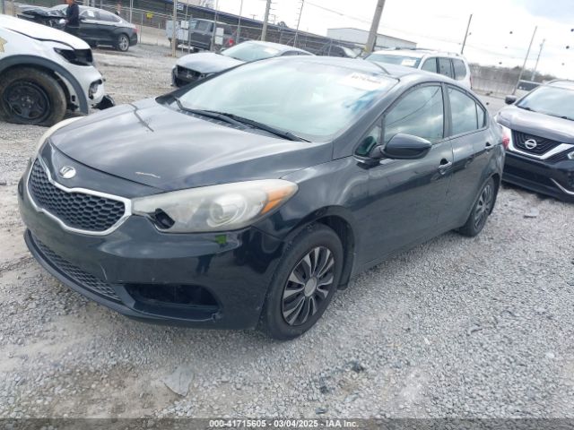 KNAFK4A60F5337758 KIA FORTE LX