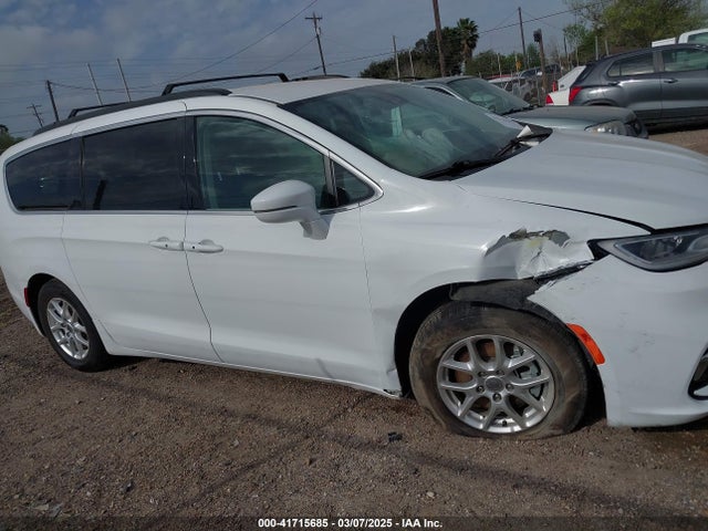 Chrysler Pacifica Touring L 2022 2C4RC1BG0NR169379 Image 13