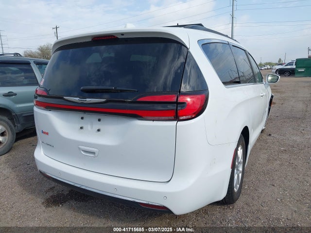Chrysler Pacifica Touring L 2022 2C4RC1BG0NR169379 Image 4