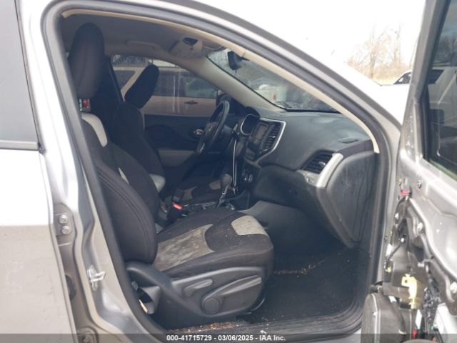1C4PJLAB5EW268916 Jeep Cherokee Sport
