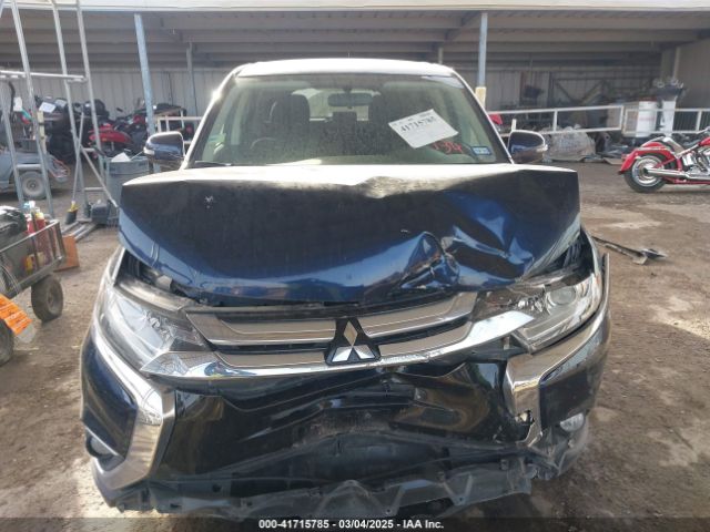 JA4AD3A37JZ005366 Mitsubishi Outlander Se