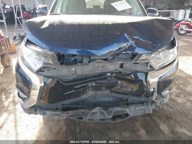 JA4AD3A37JZ005366 Mitsubishi Outlander Se