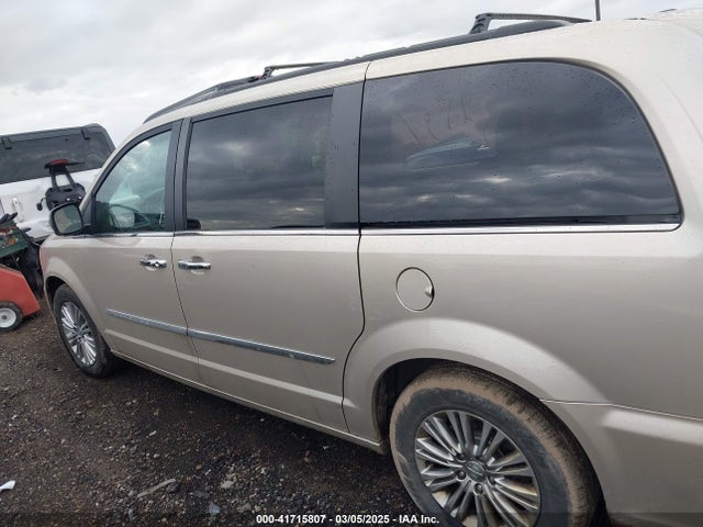 2C4RC1CG5GR166771 Chrysler Town & Country Touring-l Anniversary Edition