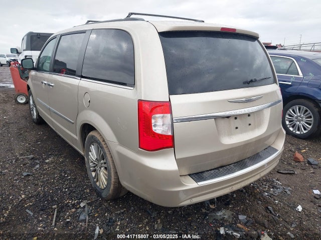 2C4RC1CG5GR166771 Chrysler Town & Country Touring-l Anniversary Edition