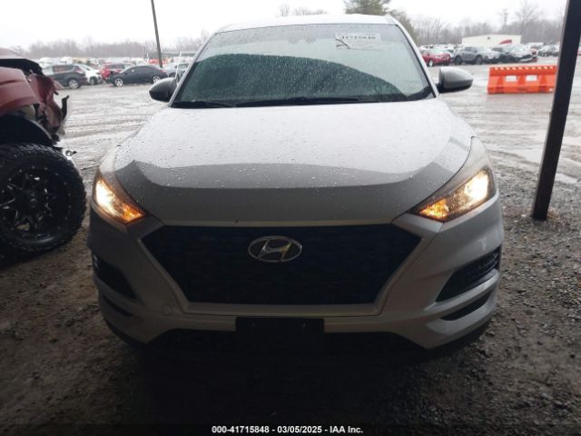 KM8J23A49KU891088 Hyundai TUCSON SE