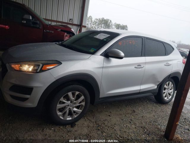 KM8J23A49KU891088 Hyundai TUCSON SE