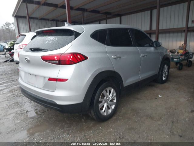 KM8J23A49KU891088 Hyundai TUCSON SE