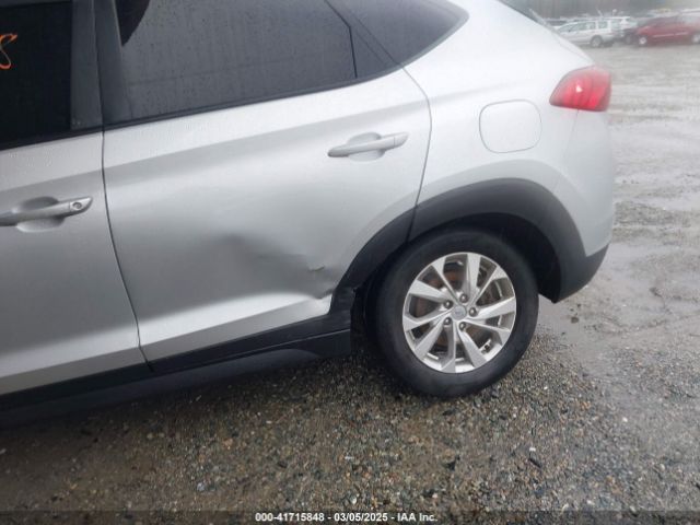 KM8J23A49KU891088 Hyundai TUCSON SE