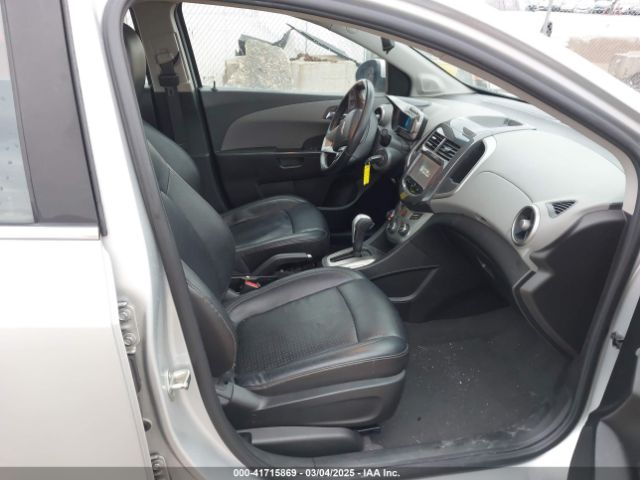 1G1JE5SB1F4108039 Chevrolet Sonic Ltz Auto