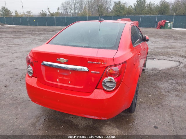 1G1JC5SBXF4179097 Chevrolet Sonic Lt Auto