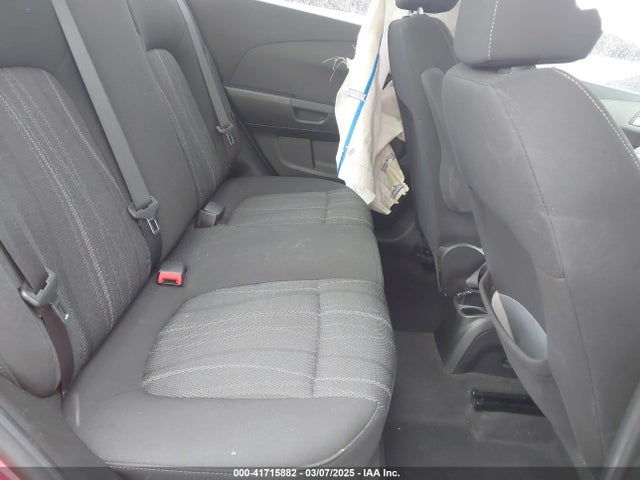 1G1JC5SBXF4179097 Chevrolet Sonic Lt Auto