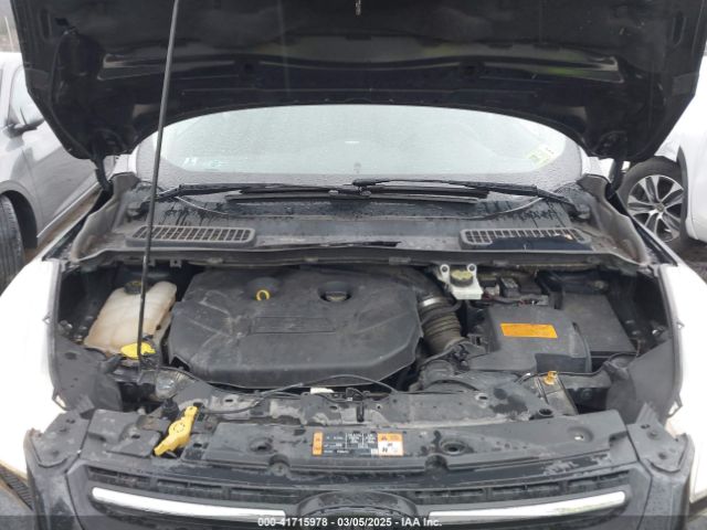 1FMCU9G95FUA27587 Ford ESCAPE SE
