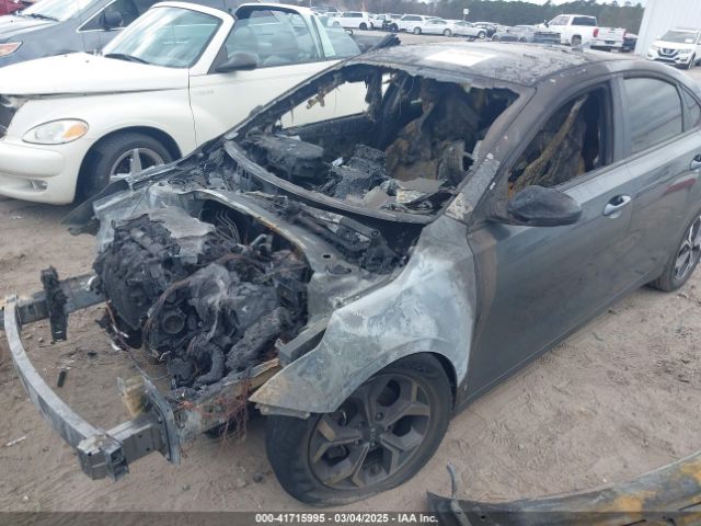 3KPF24AD1KE083980 KIA Forte Lxs