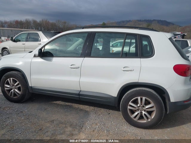 WVGAV7AX9GW546891 Volkswagen TIGUAN S