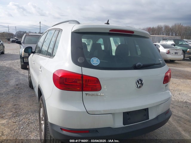 WVGAV7AX9GW546891 Volkswagen TIGUAN S