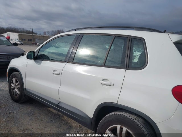 WVGAV7AX9GW546891 Volkswagen TIGUAN S