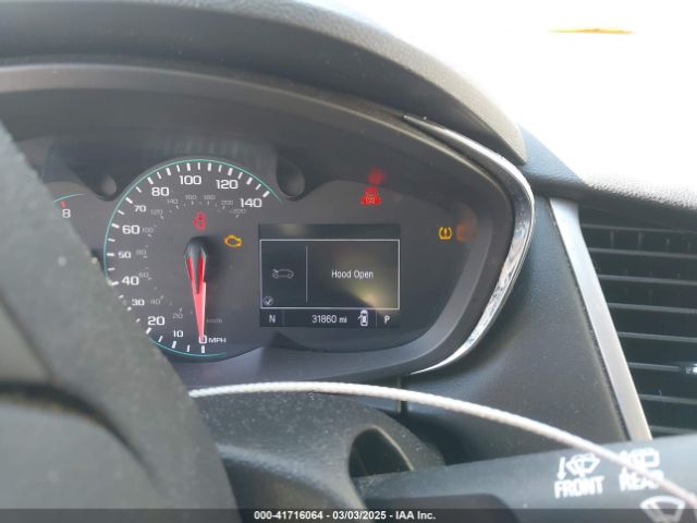 KL7CJKSBXJB721384 Chevrolet TRAX LS