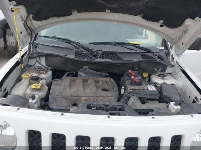 1C4NJRFBXGD627551 Jeep Patriot High Altitude Edition