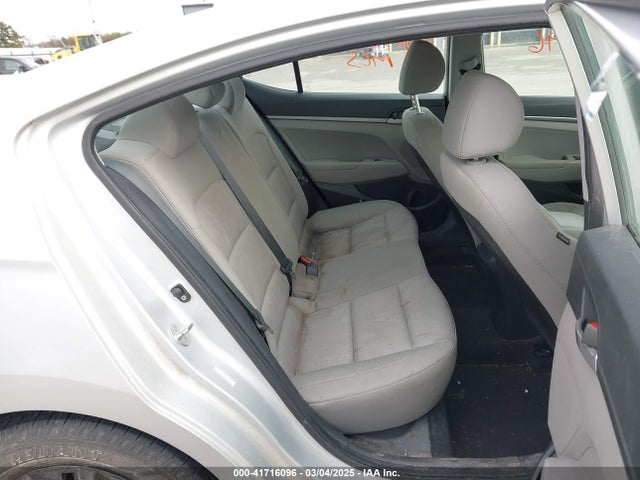 Hyundai ELANTRA SE 2017 KMHD74LF9HU367127 Image 8