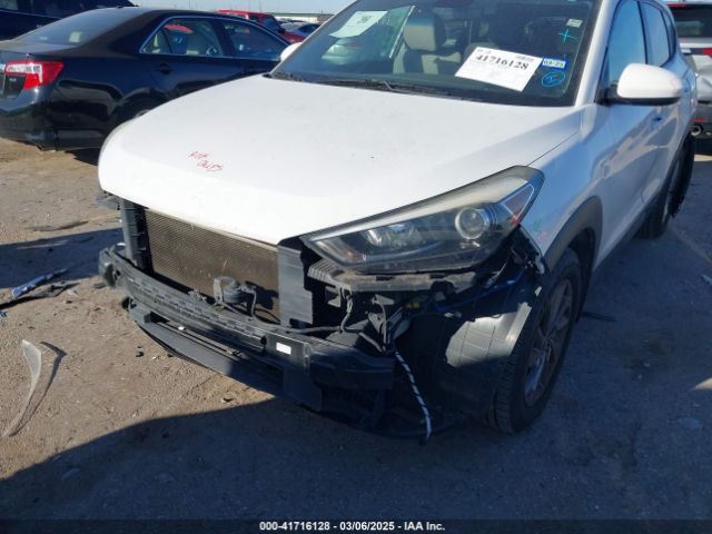 KM8J3CA48GU248042 Hyundai TUCSON SE