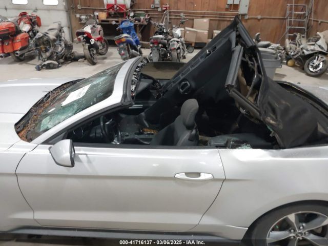 1FATP8EM2G5216177 Ford Mustang V6