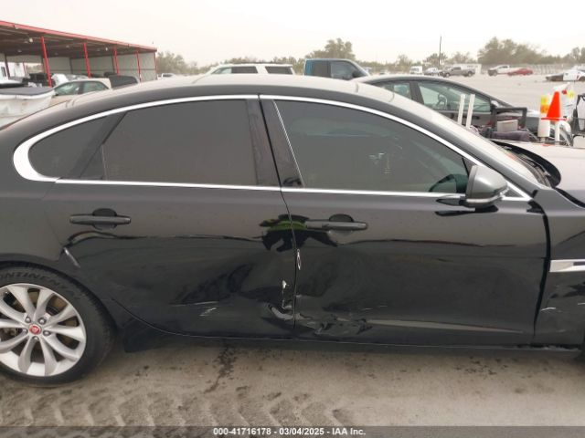 SAJBD4FX4KCY79210 Jaguar Xf 25t Premium