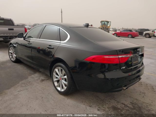 SAJBD4FX4KCY79210 Jaguar Xf 25t Premium