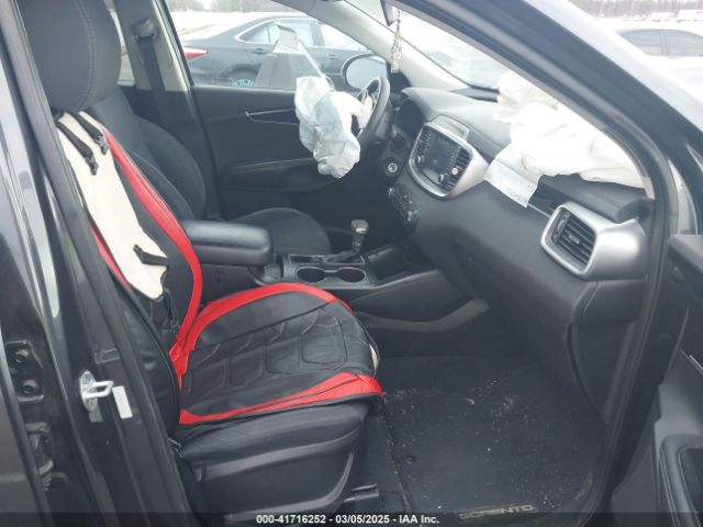 5XYPG4A32KG510776 KIA Sorento 2.4l Lx