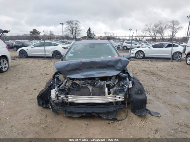5YFEPRAEXLP128255 Toyota COROLLA LE