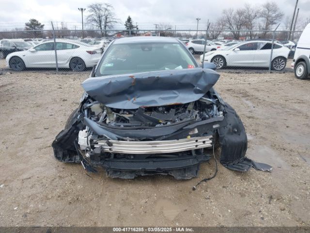 5YFEPRAEXLP128255 Toyota COROLLA LE