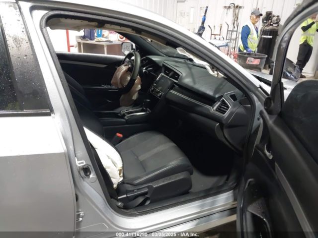 2HGFC2F81MH552863 Honda Civic Sport