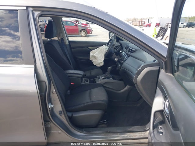 JN8AT2MV4HW253557 Nissan ROGUE S