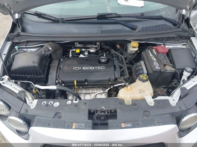1G1JC5SH5F4157626 Chevrolet Sonic Lt Auto
