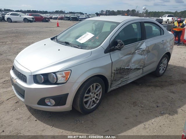 1G1JC5SH5F4157626 Chevrolet Sonic Lt Auto