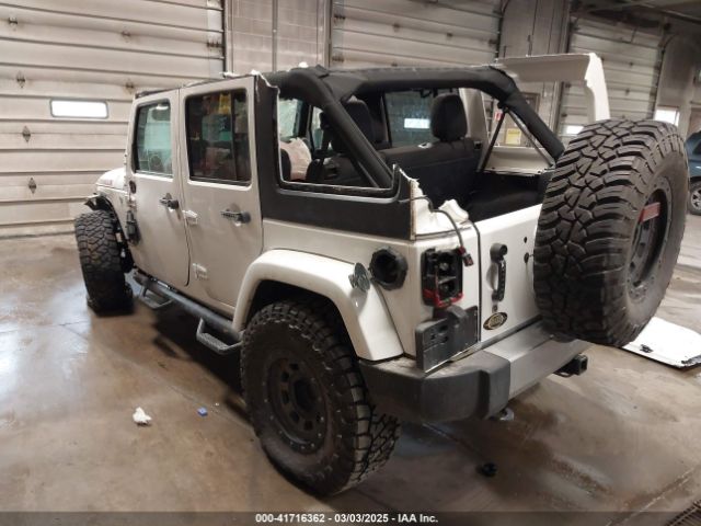 1C4HJWEG9JL819968 Jeep Wrangler Jk Unlimited Sahara