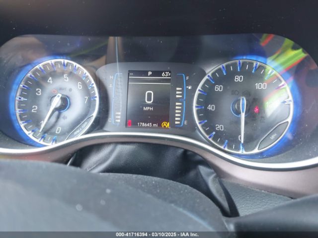 2C4RC1DG5JR148681 Chrysler Pacifica Touring