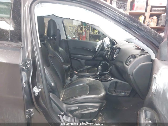 3C4NJDCB9JT245942 Jeep Compass Limited 4x4