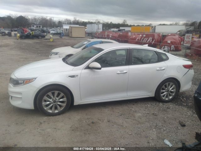 5XXGT4L38JG272718 KIA Optima Lx