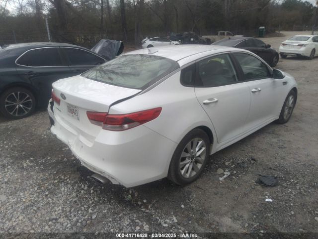 5XXGT4L38JG272718 KIA Optima Lx