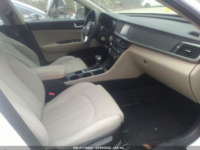 5XXGT4L38JG272718 KIA Optima Lx