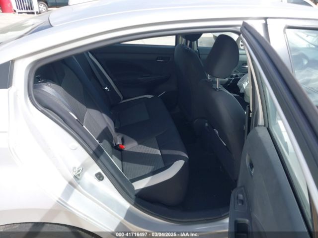 3N1CN8EV1ML806958 Nissan Versa Sv Xtronic Cvt