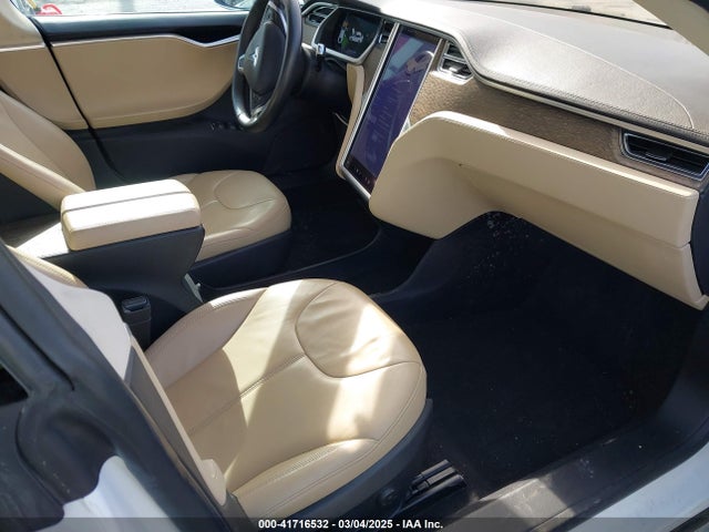 2013 TESLA MODEL S 5YJSA1DG2DFP07739 Photo 4