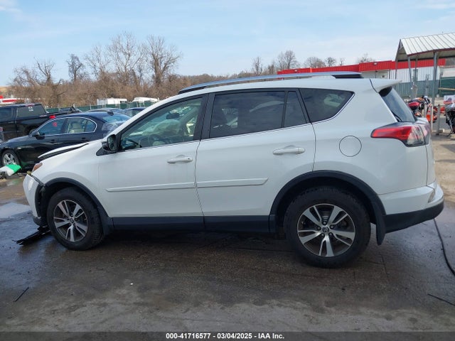 Toyota Rav4 Xle 2016 JTMRFREV5GD191853 Image 14