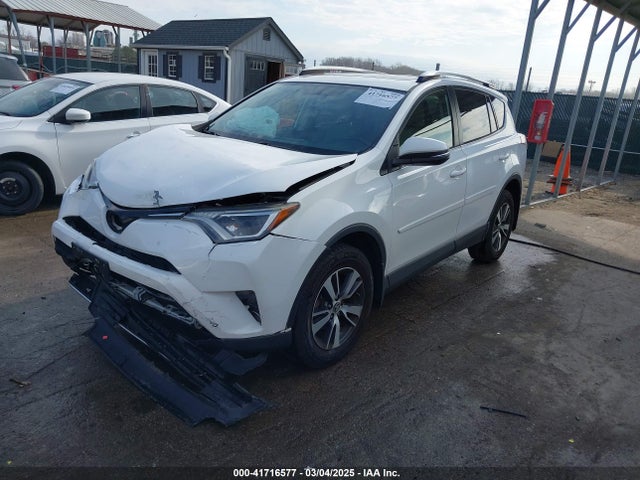 Toyota Rav4 Xle 2016 JTMRFREV5GD191853 Image 2