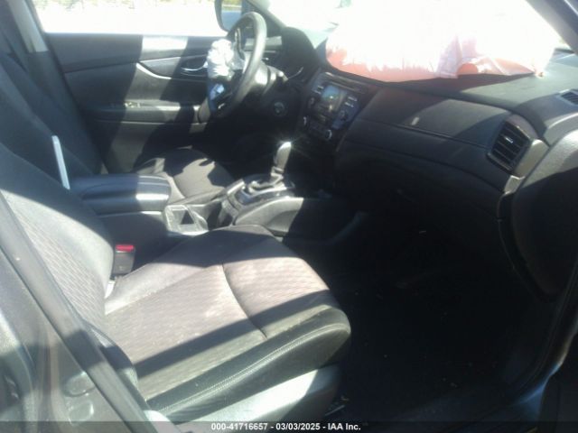 JN8AT2MVXHW013042 Nissan ROGUE S