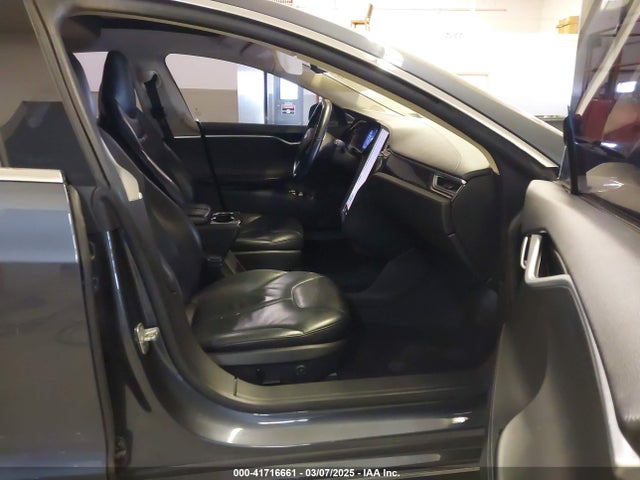 2014 TESLA MODEL S 5YJSA1H13EFP49912 Photo 4